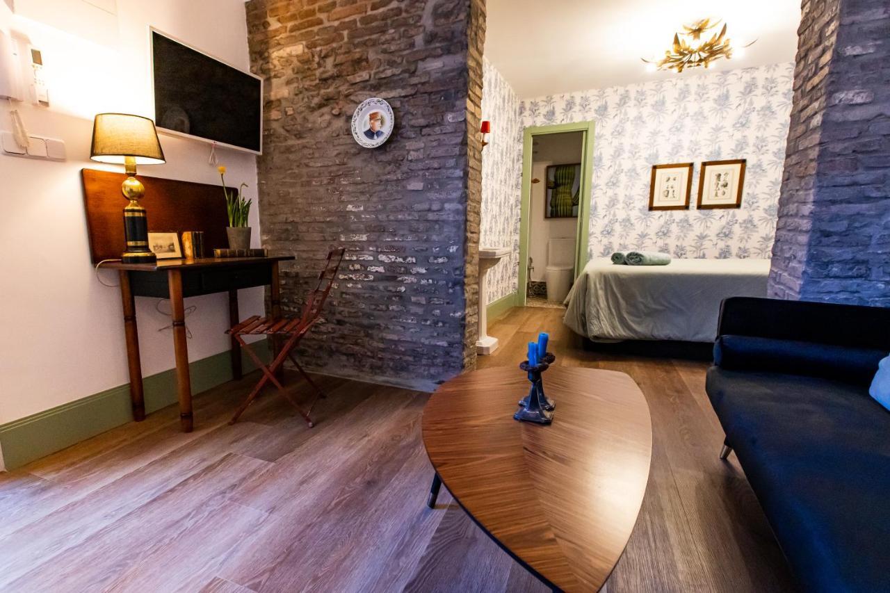 Apartamentos Gaviota Valencina de la Concepción Extérieur photo